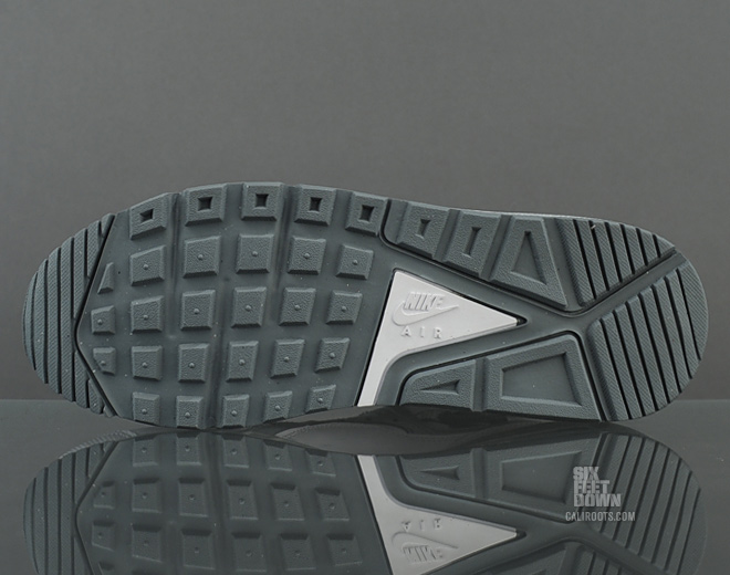 Nike Air Max Humara White Metallic Silver Camo 8