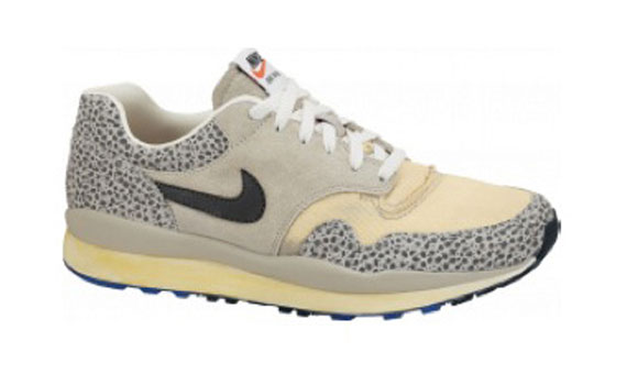 Nike Air Safari Vntg 2013 Beige Grey