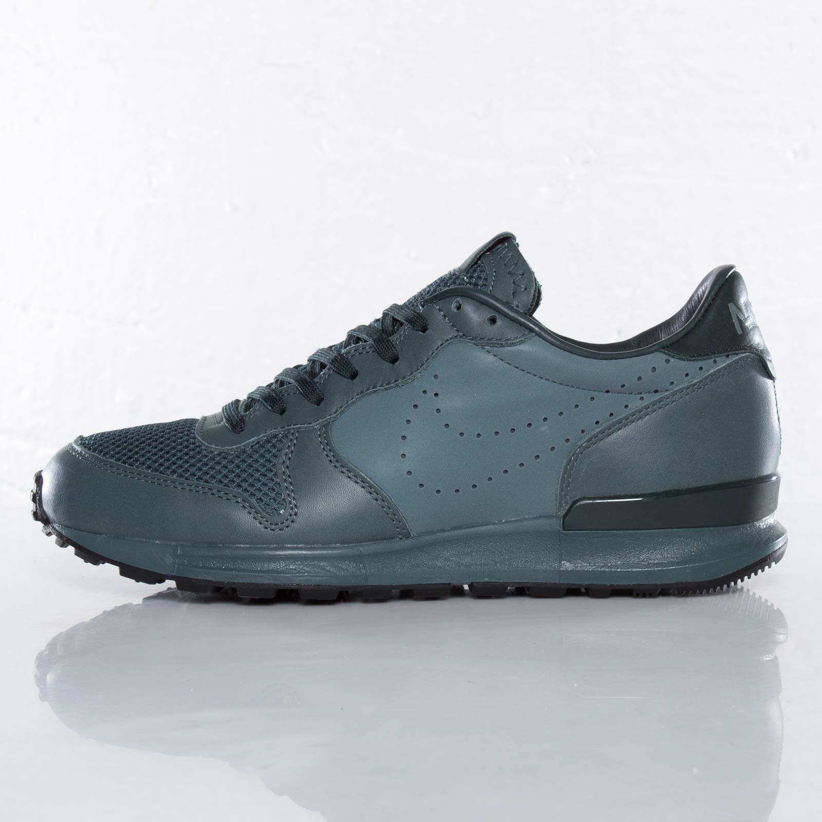 nike-air-solstice-premium-nsw-nrg-11 Nike Air Solstice Premium Nsw Nrg 11