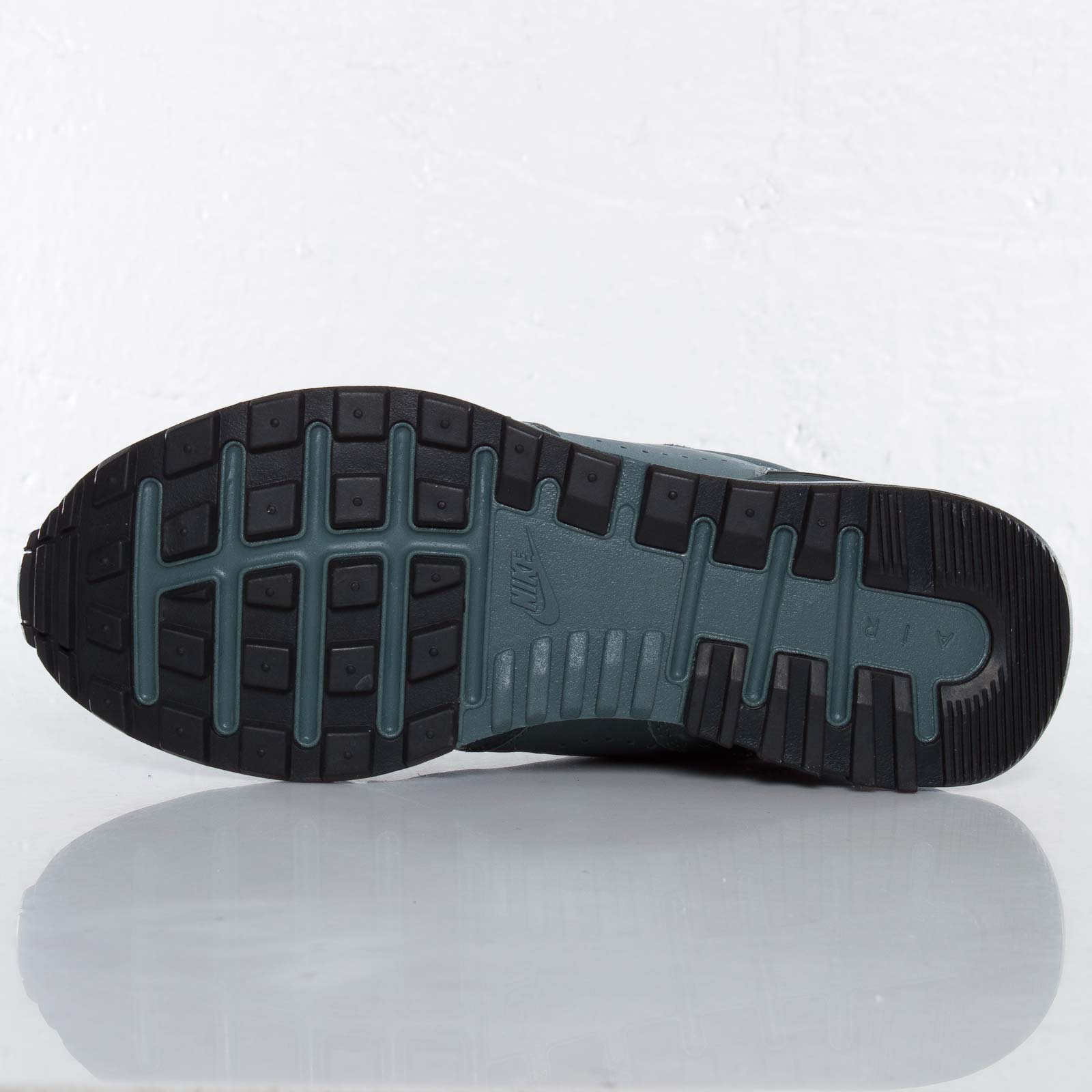 nike-air-solstice-premium-nsw-nrg-16 Nike Air Solstice Premium Nsw Nrg 16