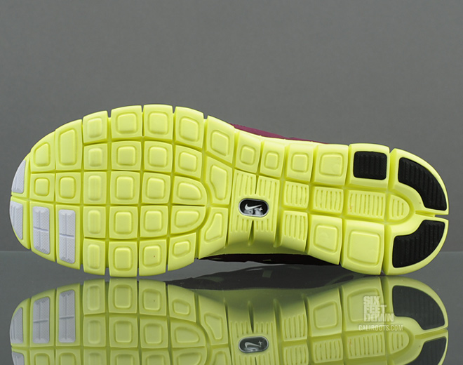 nike-free-run-2-nsw-bordeaux-white-volt-7 Nike Free Run 2 Nsw Bordeaux White Volt 7