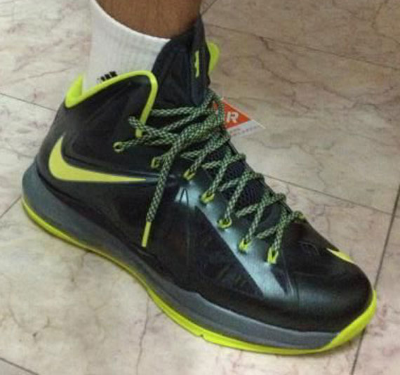 nike check lebron x dunkman new images 9