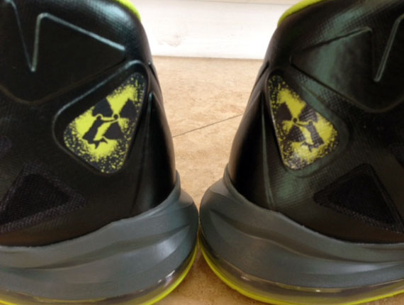 Nike LeBron X “Dunkman” – Available on eBay