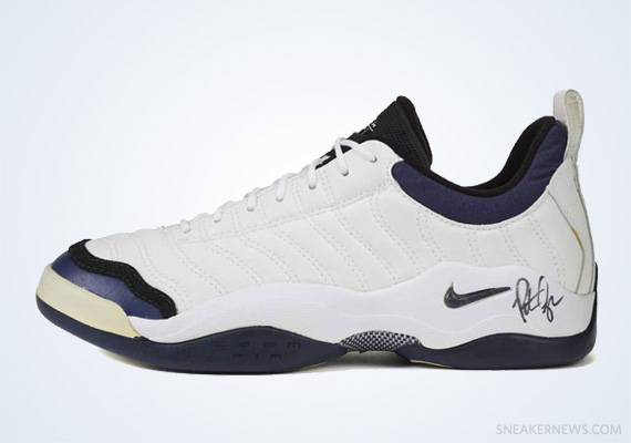 Classics Revisited: Nike Air Oscillate (1996)