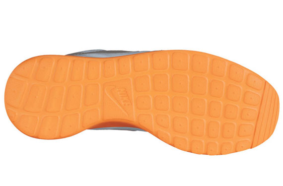 Nike Roshe Run Premium White Light Orange 1