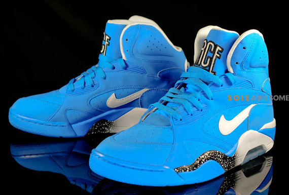 Ongewapend kat Inpakken Photo Blue" Nike Air Force 180 Mid - SneakerNews.com