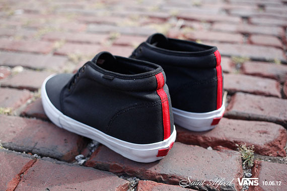 St Alfred Vans Chukka Off The Wall 3