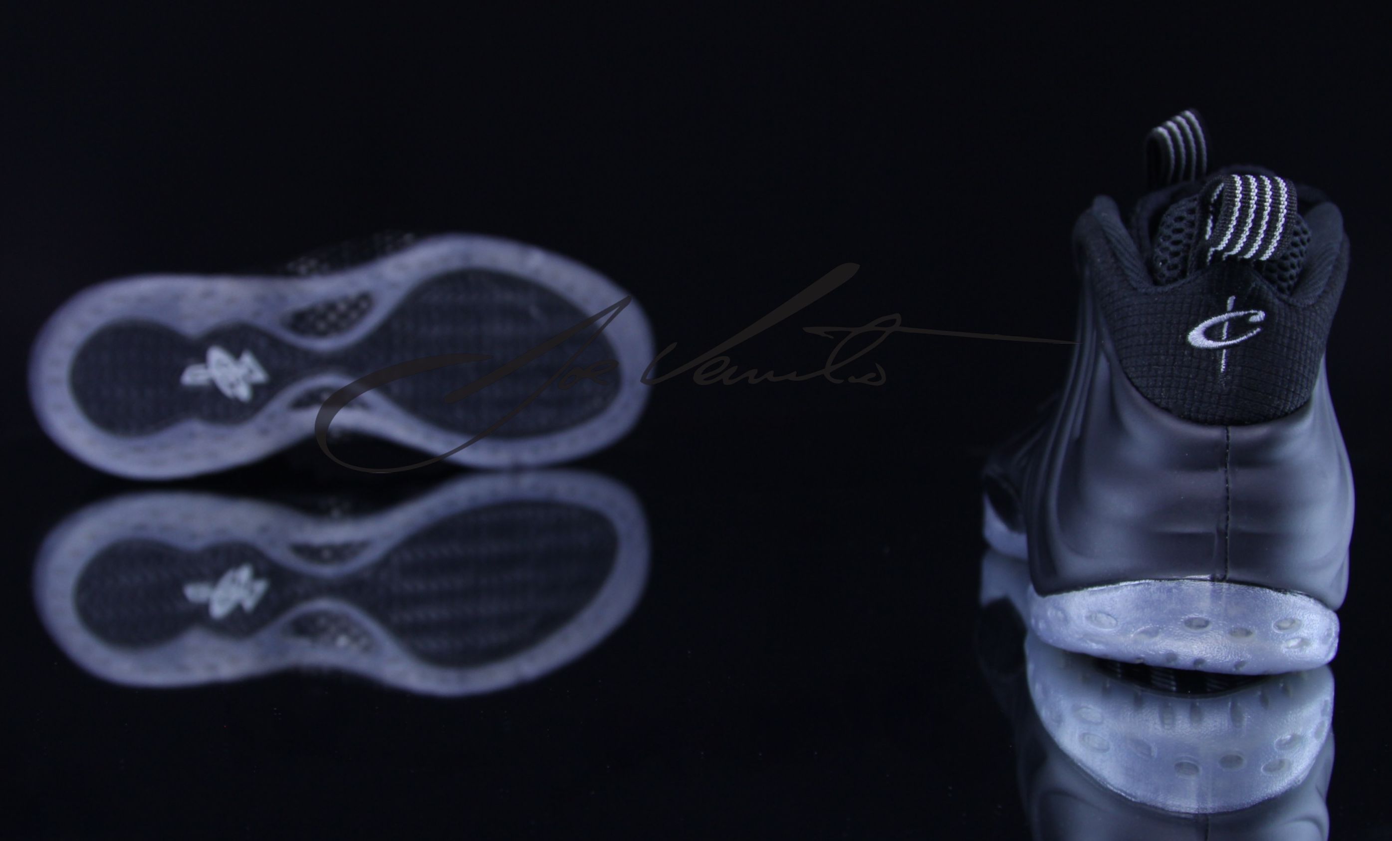 Stealth Nike Air Foamposite One Detailed Images 03