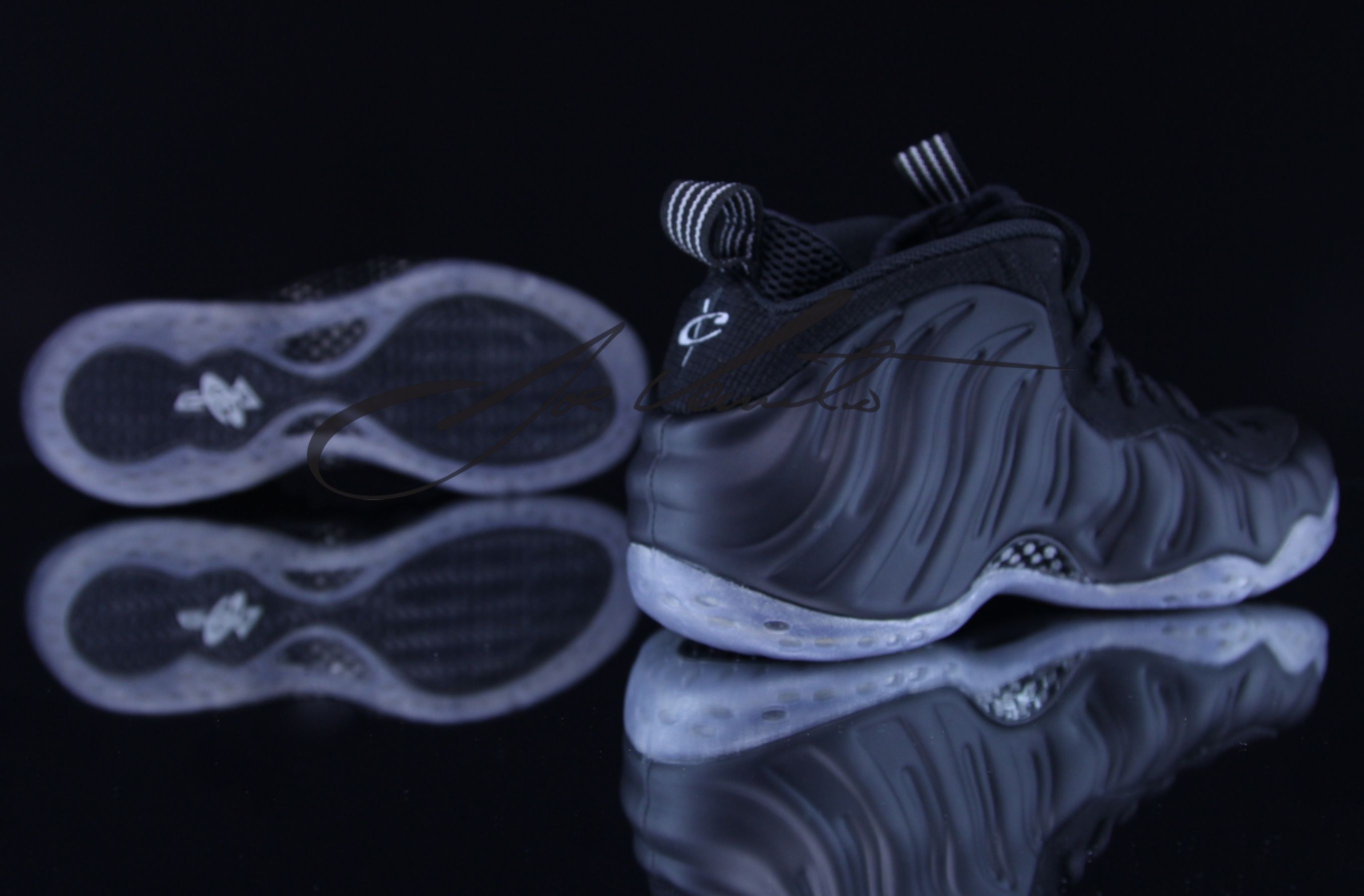 Stealth Nike Air Foamposite One Detailed Images 06