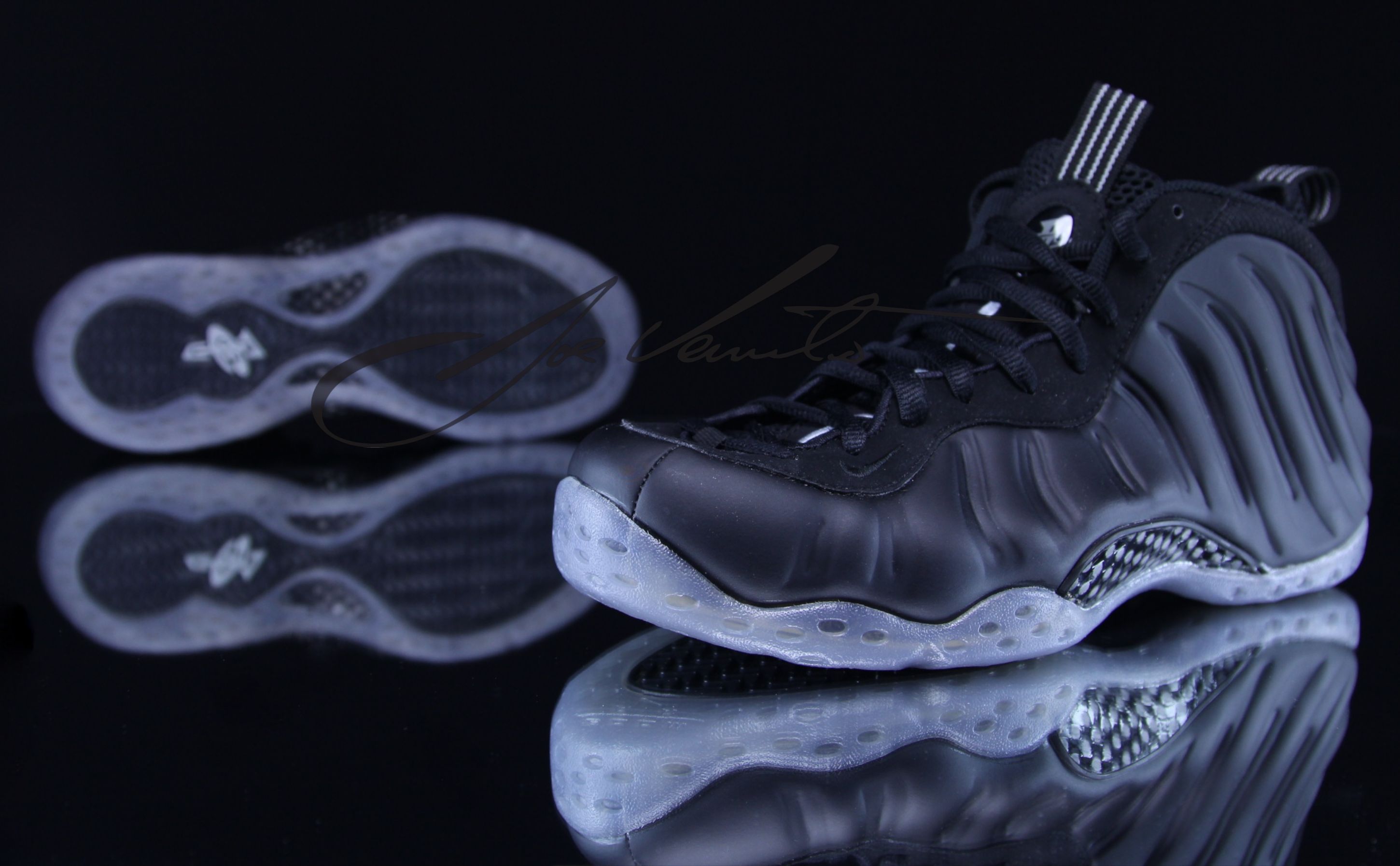 Stealth Nike Air Foamposite One Detailed Images 12