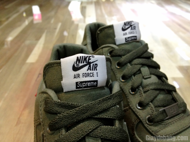 supreme-x-nike-air-force-1-low-olive-08 Supreme X Nike Air Force 1 Low Olive 08
