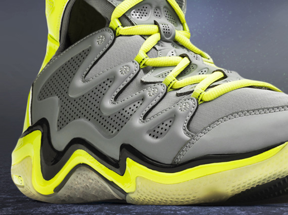 Under Armour Micro G Charge BB – New Colorways