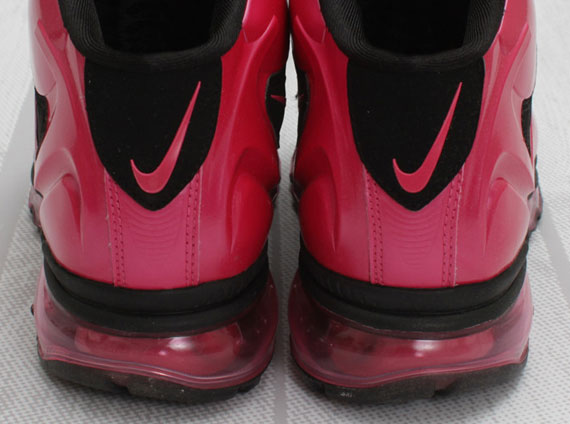 "Vivid Pink" Nike Air Max Flyposite