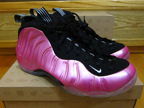 pink foams 218