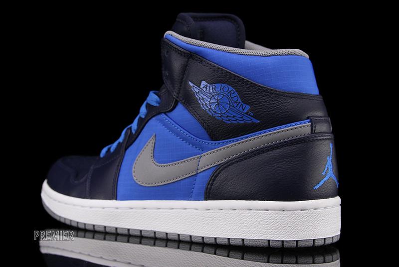 air-jordan-1-phat-obsidian-stealth-photo-blue-white-5 Air Jordan 1 Phat Obsidian Stealth Photo Blue White 5