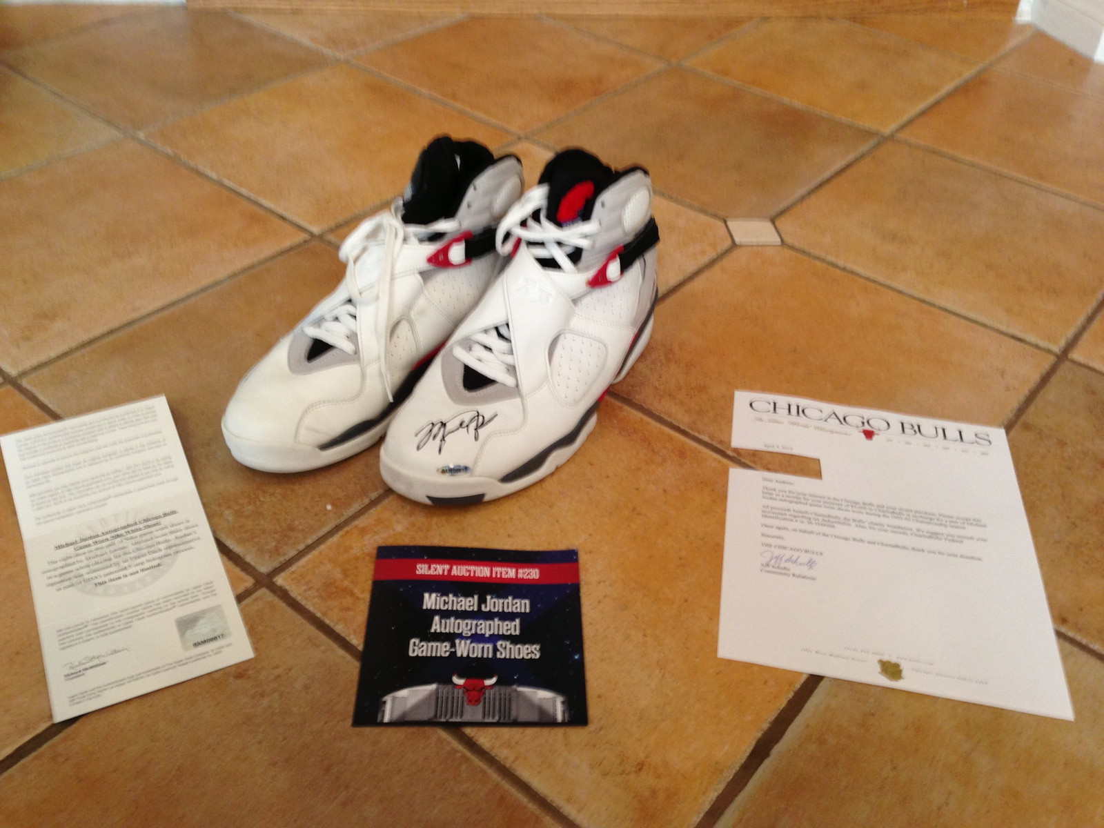 Air Jordan Viii Og 1993 Autographed Game Worn 06