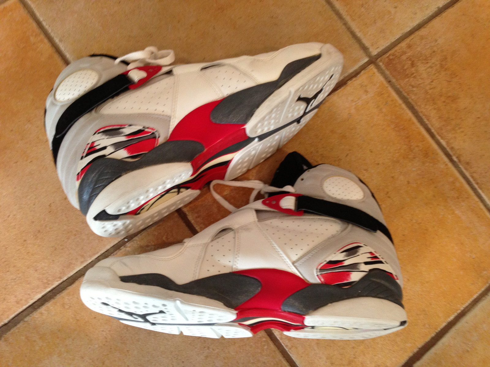 Air Jordan Viii Og 1993 Autographed Game Worn 12