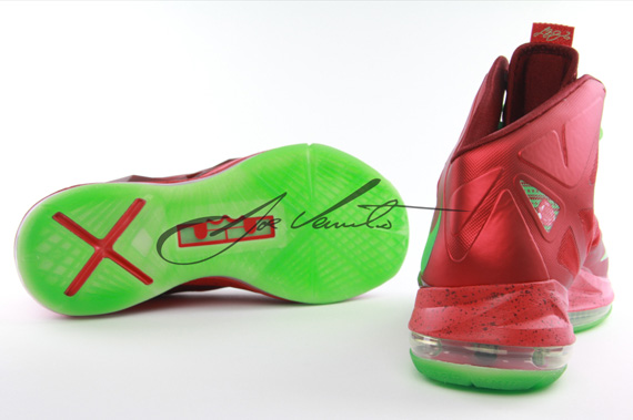 Christmas Lebron X Nike 4