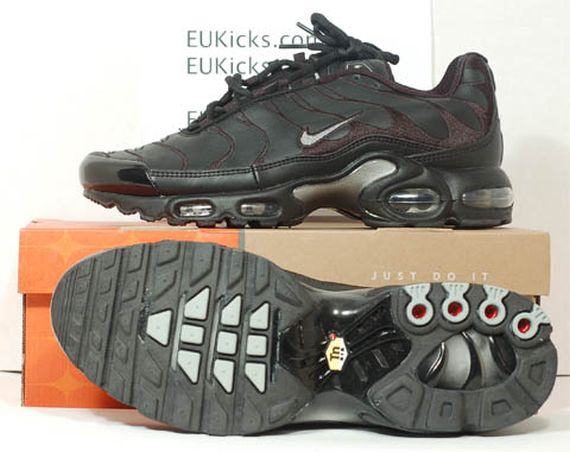 Complex 50 Greatest Euro Exclusive Nikes 06