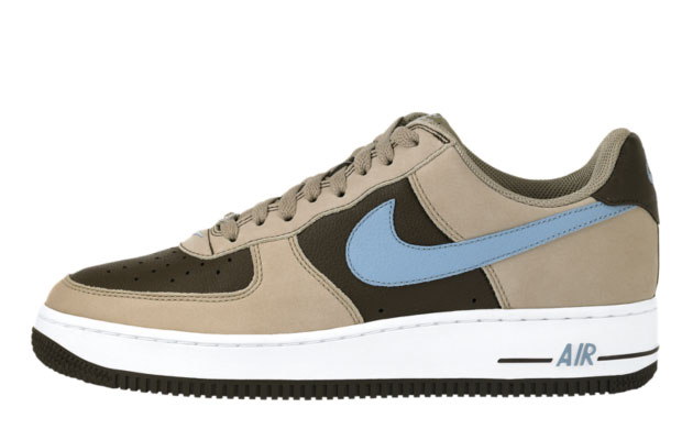 complex-50-greatest-euro-exclusive-nikes-16 Complex 50 Greatest Euro Exclusive Nikes 16