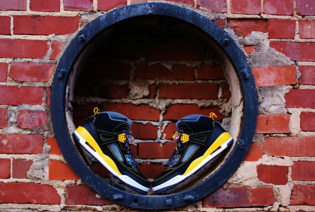 Jordan Spizike Black University Gold 2