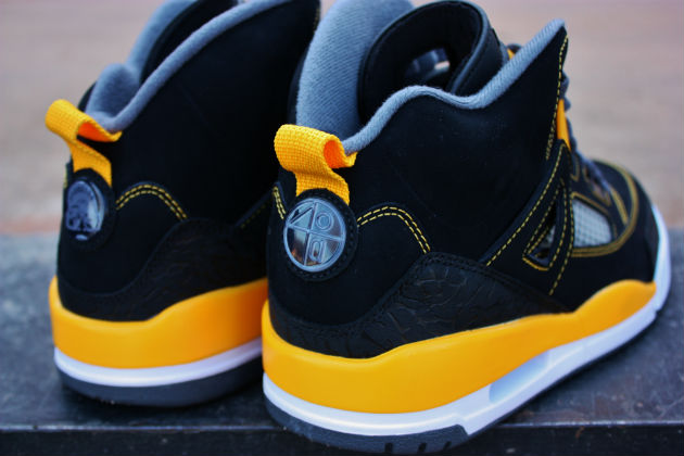 Jordan Spizike Black University Gold 5