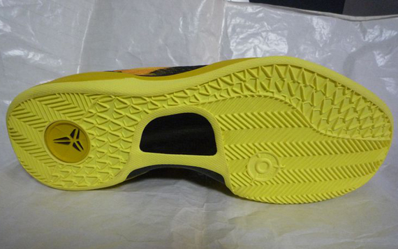 Nike Kobe VIII - Black - Yellow - SneakerNews.com