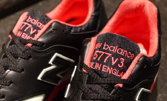 New balance outlet black pigeon