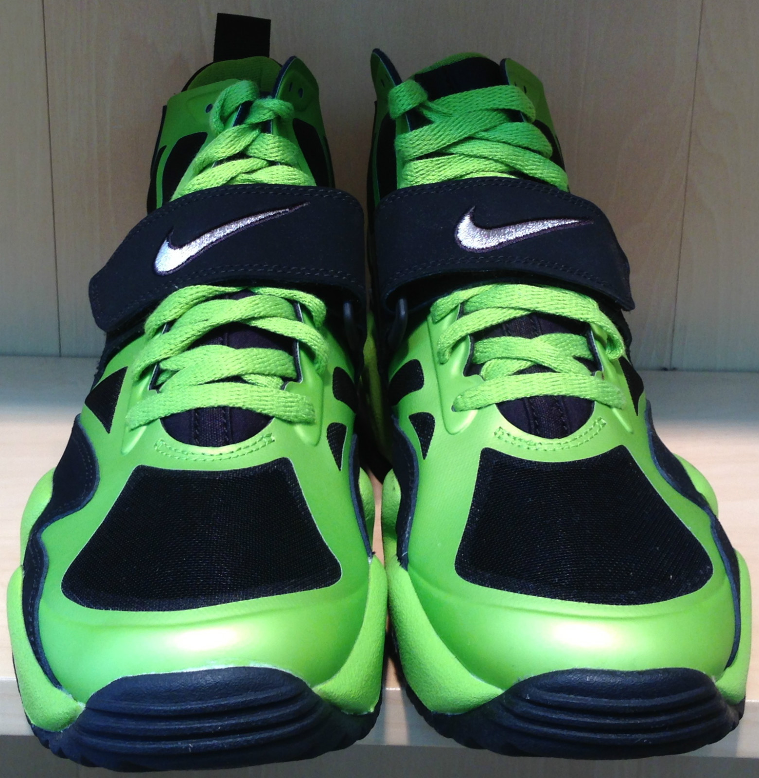 nike-air-max-express-black-metallic-silver-brilliant-green-3 Nike Air Max Express Black Metallic Silver Brilliant Green 3