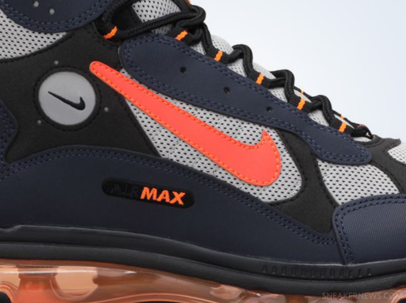 Nike Air Max Terra Sertig – Total Orange – Dark Obsidian