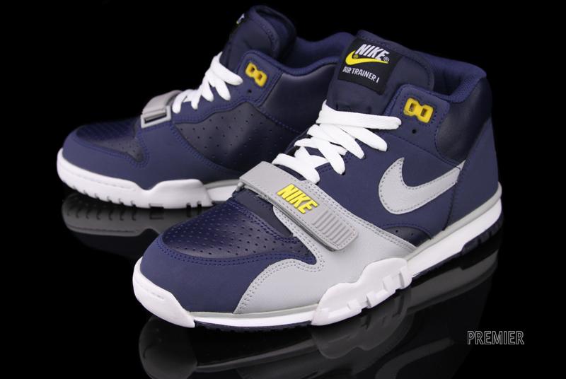 Nike Air Trainer Mid Premium Michigan Available 3