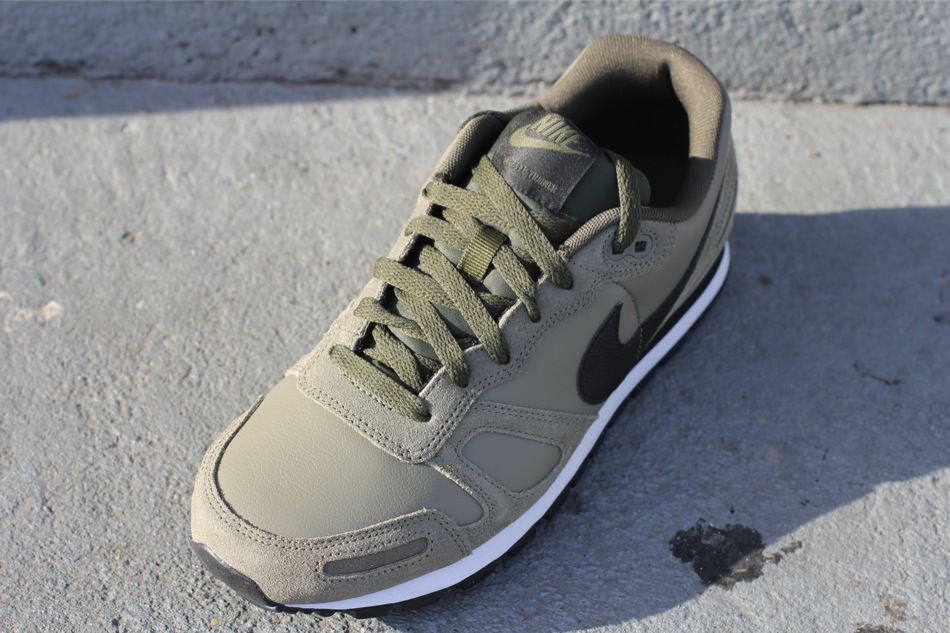 Nike Air Waffle Trainer Le Khaki Olive Black 2