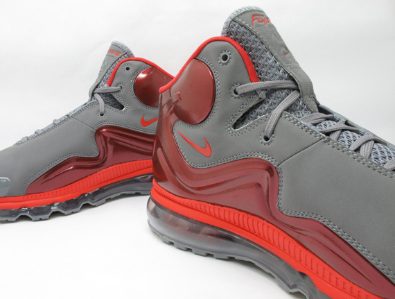 Nike Flyposite Grey Red 5