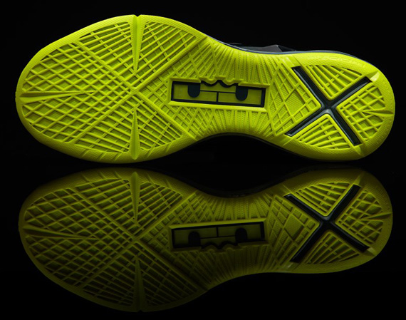 Nike Lebron X Dunkman Release Reminder 5