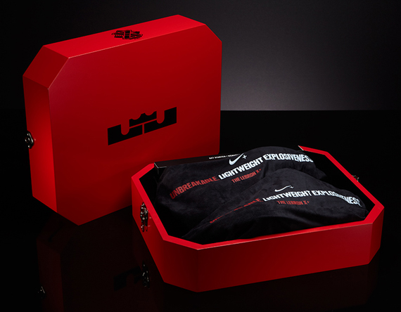 Nike Lebron X Plus Pressure Special Packaging 3