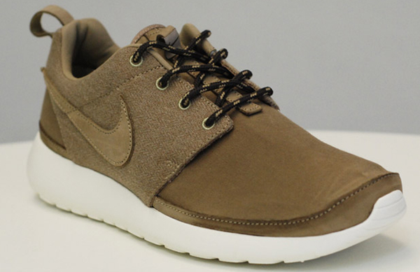 Nike Roshe Run Premium Khaki 2