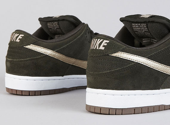 Nike SB Dunk Low – Sequoia – Metallic Zinc