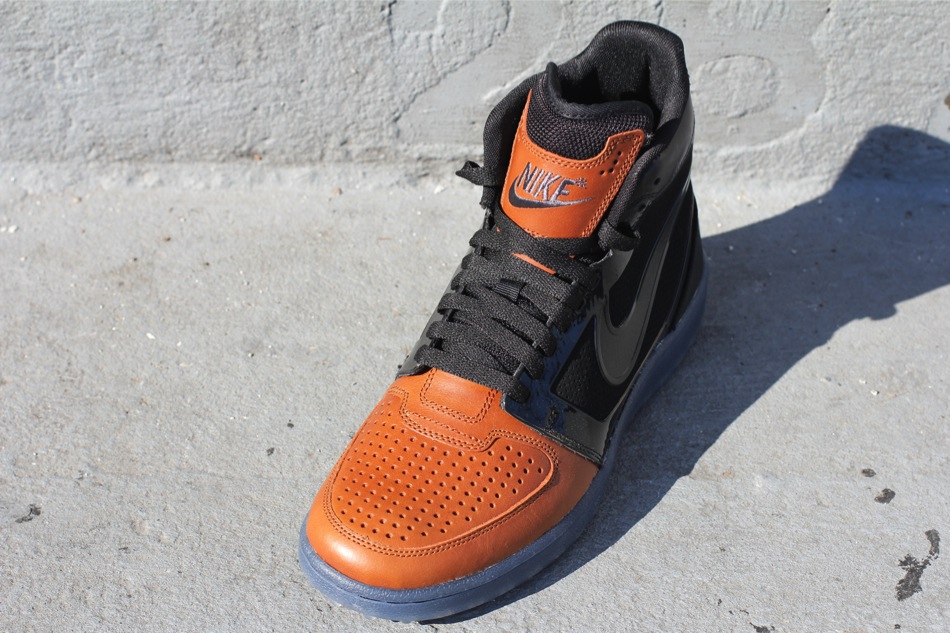 nike-trainer-clean-sweep-premium-black-russet-2 Nike Trainer Clean Sweep Premium Black Russet 2