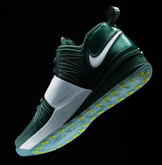 Nike Zoom Revis Officially Unveiled 3