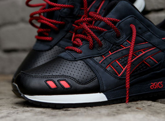 Ronnie Fieg x Asics Gel Lyte III “Total Eclipse/Leather Toes”
