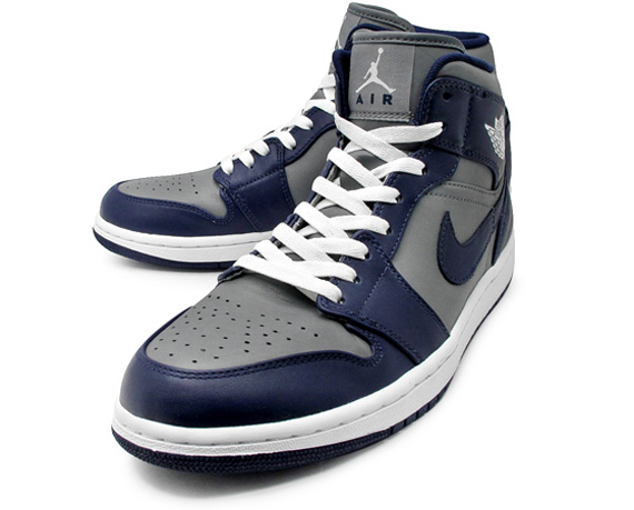 Air Jordan 1 Phat Georgetown 2013 Release 3