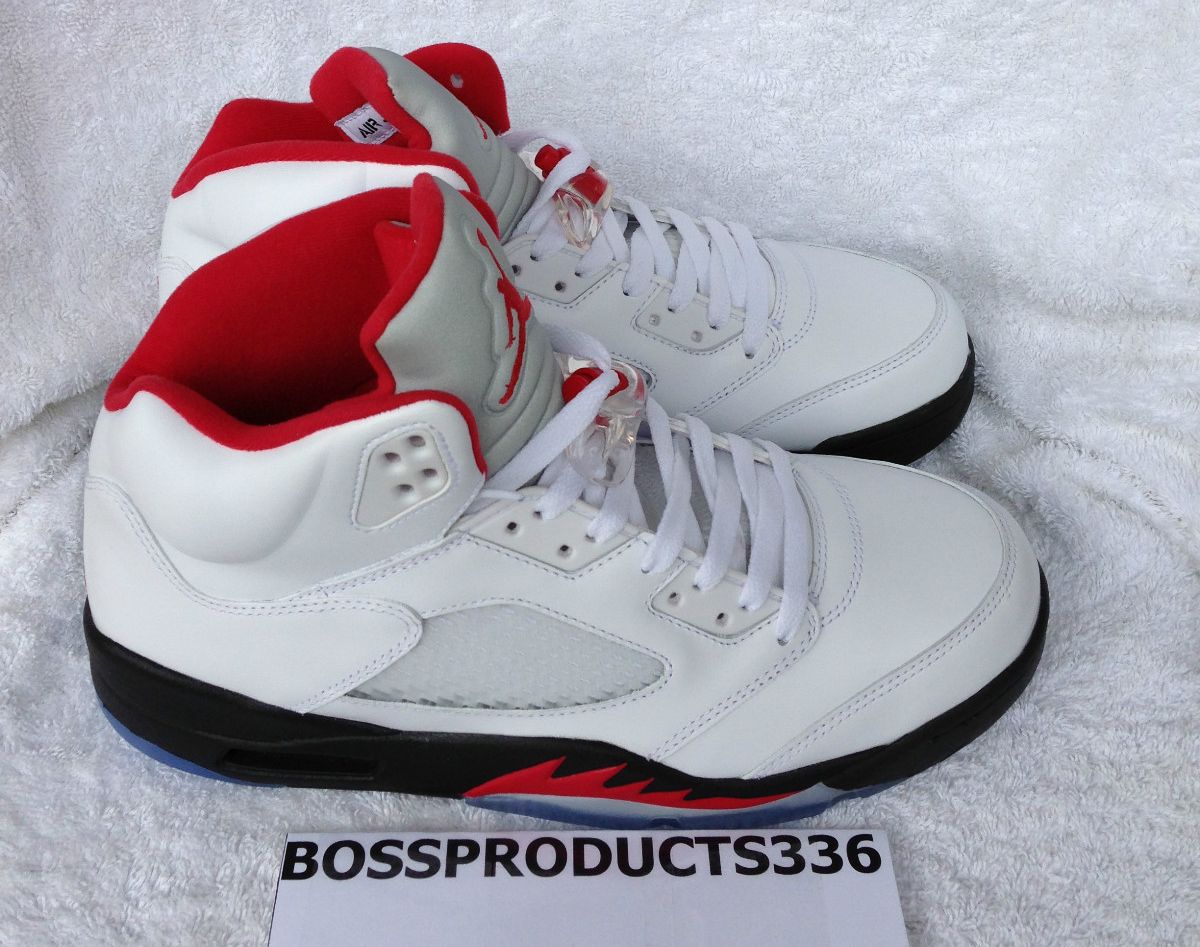 Air Jordan V Retro White Fire Red Black 07