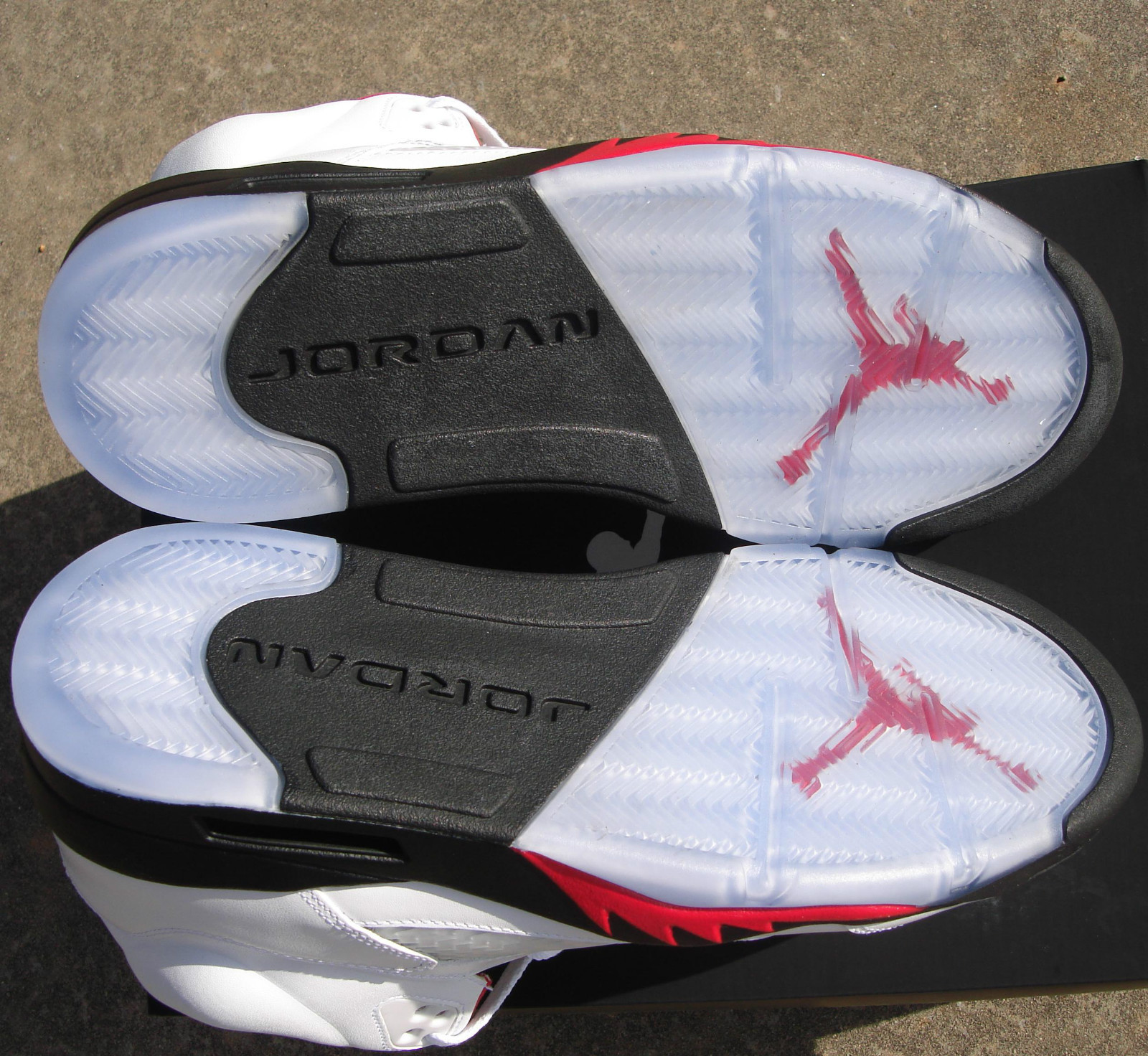 air-jordan-v-white-fire-red-black-available-on-ebay-02 Air Jordan V White Fire Red Black Available On Ebay 02