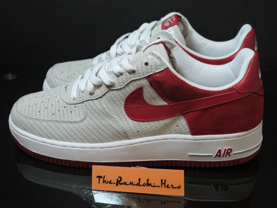 Classics Revisited: Nike Air Force 1 Low “Christmas” (2005)
