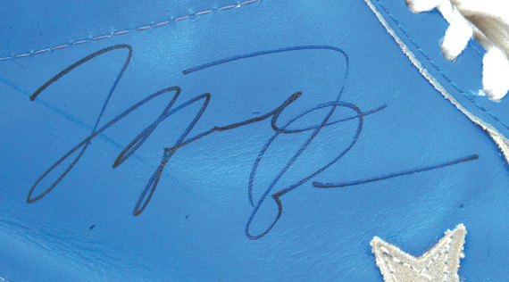 Converse Pro Leather Michael Jordan Game Worn Autographed 1
