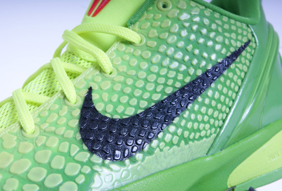 kobe 6 grinch wallpaper