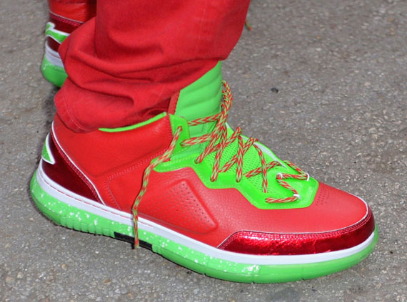 dwyane wade christmas shoes