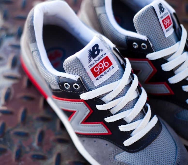 New Balance 996 Grey Navy Red 041