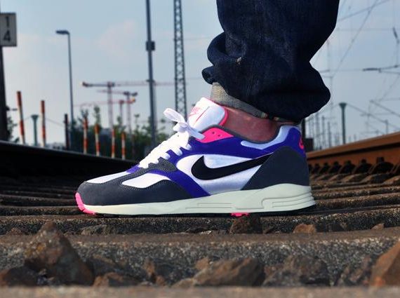 Nike Air Base II VNTG – Arriving @ Retailers