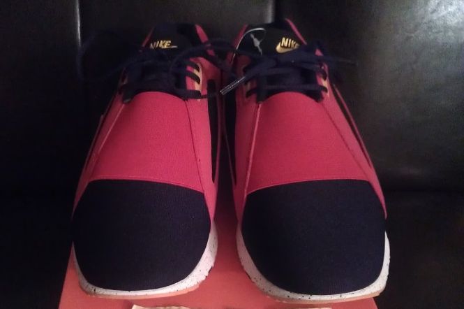 nike-air-current-university-red-sample-02 Nike Air Current University Red Sample 02